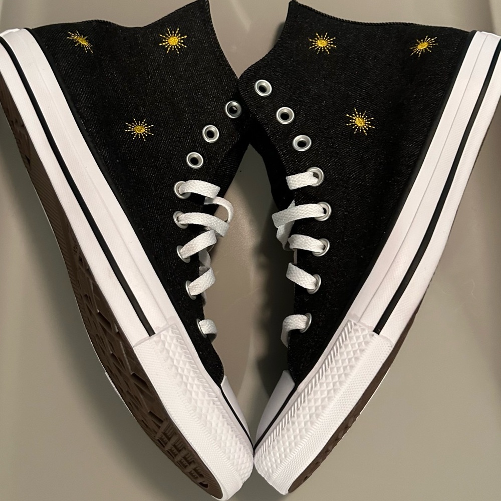 Converse Chuck Taylor All Star High Sun Yellow Grey Black White size 9.5 NEW